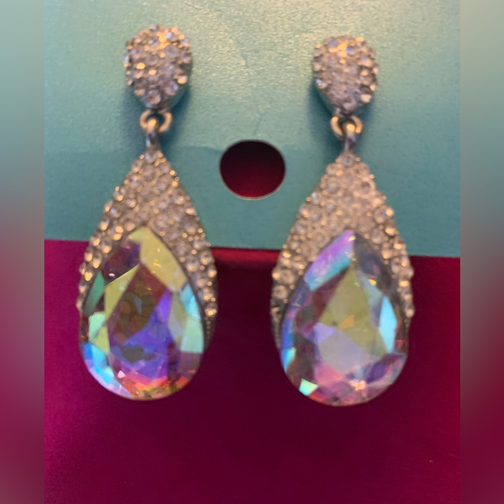 AB GLASS EARRINGS